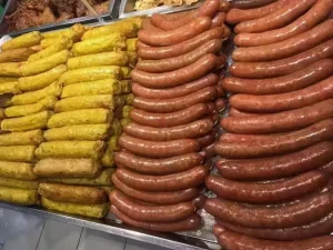 Classic Chinese Baked Roast Sausage Multi Flavors Pork Meat High Meat Content Frozen Storage for Restaurant Supermarket Supply