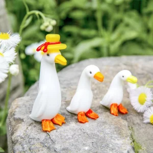 Eco friendly Glass Duck Figurine Creative Desk Decor With Casting & Polishing For Office And Home