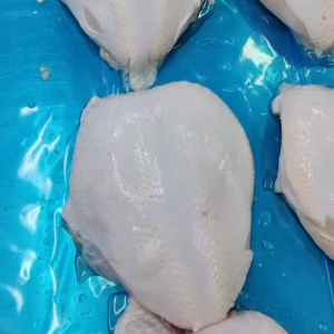 Frozen Chicken Breast with Skin and Bones Can Be Steamed