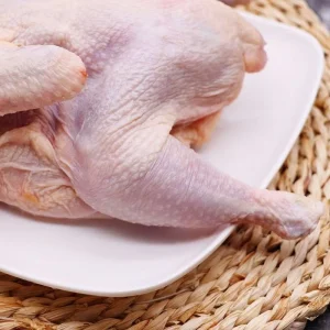 Frozen Dressed Chicken Is Manually Selected
