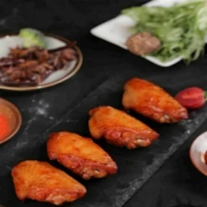 Garlicky Artisanal Baked Chicken Wing Middles with Special Touch
