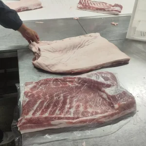 High Quality Frozen Pork Carcass Bulk Packaging Fresh Pork Meat for Supermarkets Restaurants Butchers and Export