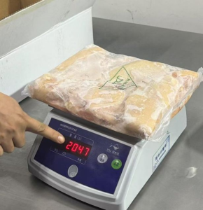 Top Bqf IQF Poultry Frozen Halal Chicken Breast Meat Skinless for Easy Cooking