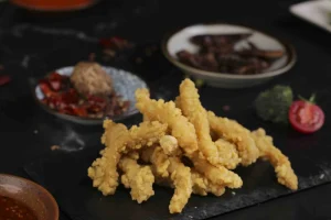 Vine Pepper Wrapped in Powder Hot and Spicy Crispy Chicken Breast